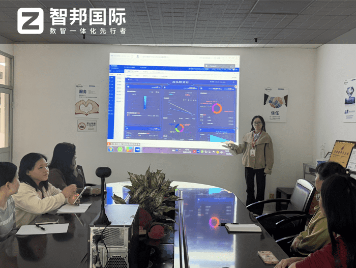 鋐隆塑胶电子(深圳)签约智邦国际,以数智软系统,筑牢企业硬实力 鋐隆塑胶电子(深圳)签约智邦国际,以数智软系统,筑牢企业硬实力