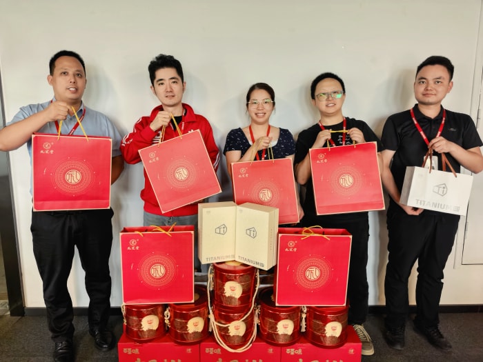 月华满庭,家圆福至!智邦国际祝您中秋节快乐! 月华满庭,家圆福至!智邦国际祝您中秋节快乐!