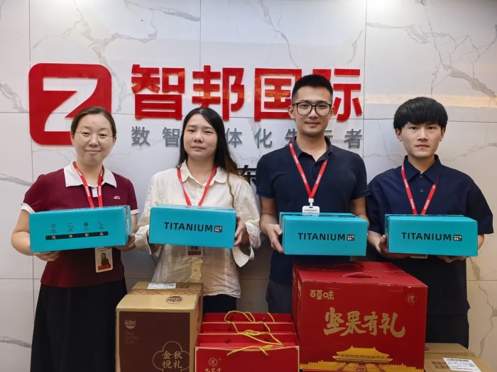 月华满庭,家圆福至!智邦国际祝您中秋节快乐! 月华满庭,家圆福至!智邦国际祝您中秋节快乐!